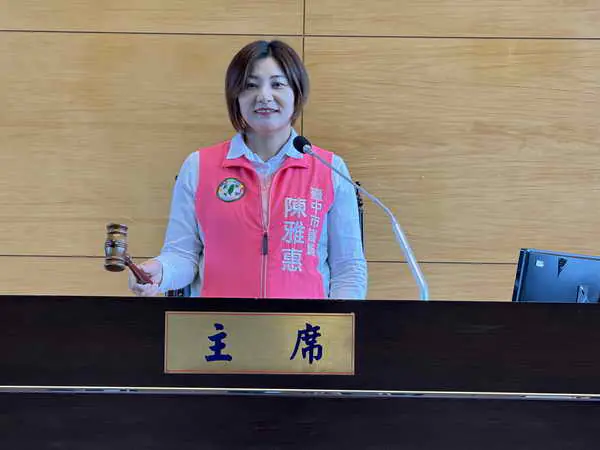 藍線機電簽約完成 市議員陳雅惠促市府補足東南區路網空缺