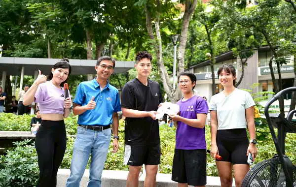 全球極限體能鋼鐵大賽快閃登場