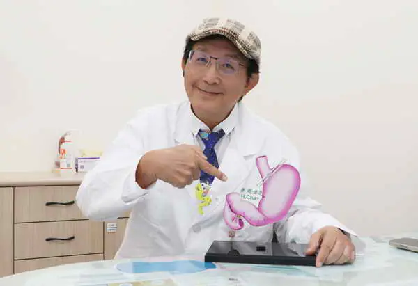 胃夾加小腸繞道減重術 3年甩70公斤1