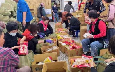 台中市水噹噹關懷協會結合市議員陳雅惠服務處等單位，舉辦「溫馨關懷、寒冬送暖」活動