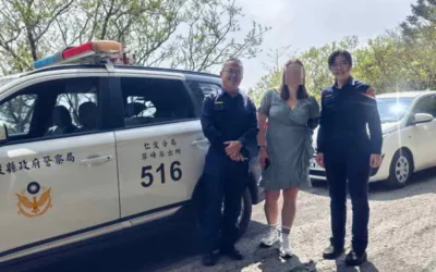 執勤途中遇外籍美女求助,仁愛外事女警溝通無障礙