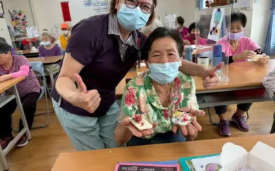 香氛滿室情更濃,長者手作傳心意