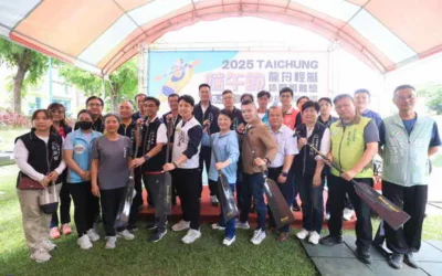 台灣首位女首長領軍划龍舟!盧市長體驗輕艇運動:「同舟共濟」讓台灣更好