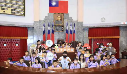 立法院議政園區 一日小小議長最萌1