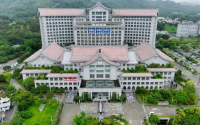 三節合一浴佛 三義台中兩慈院先後沐佛恩