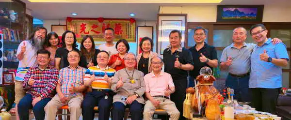 公益講座名嘴講師張錦貴談 主題1