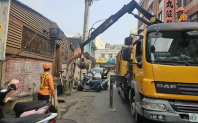 斗六警與清潔隊合作清道 共同打造安全順暢行車環境!