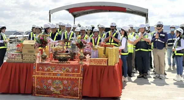 彰化縣與臺中市攜手合作 共同見證大肚和美跨河橋梁合龍儀式
