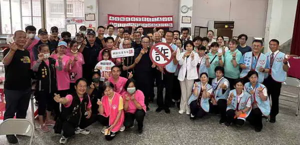 慶祝警察節 南投信義警分局邀請慈善團體為鄉民及員警健康義診1