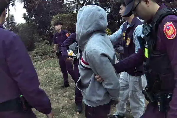 草屯警迅速破獲劫車犯 呼籲民眾下車必上鎖1