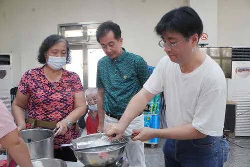 大村有料計畫 大葉大學帶村民體驗客家米苔目