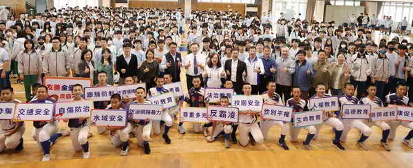 投縣友善校園週宣導活動登場 宣誓營造安全、溫馨學習環境決心1