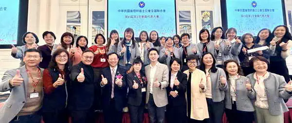 白衣天使齊聚台中 市府向護理人員致敬肯定專業付出