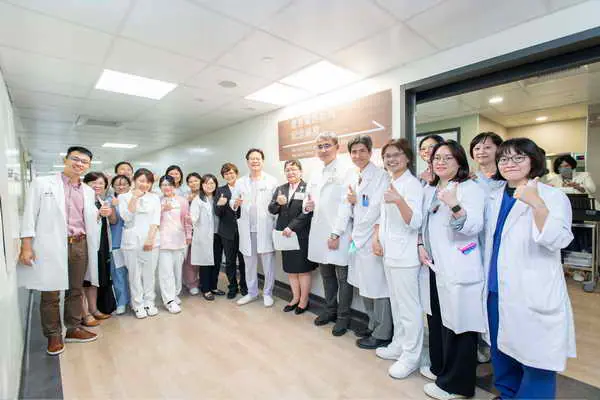媽媽堅持不放棄 彰基跨院接力103天守護生命奇蹟1