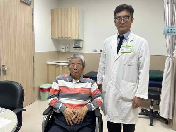 翁兩天沒進食飲水 急性腎衰竭險送命