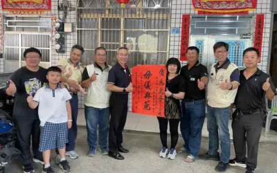 溪湖鎮後備軍人輔導中心致贈紅榜 慶賀模範母親殊榮