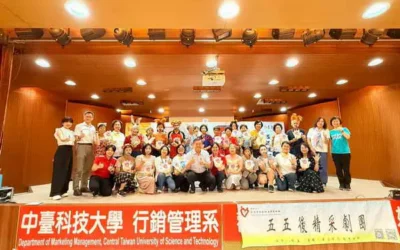 中臺行銷系友回娘家 打造「青銀共學」