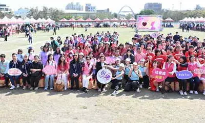 公私協力彰化女力 攜手同行 Women38公益市集愛心義賣
