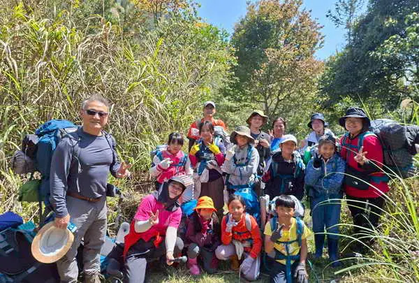 久美國小重返良久舊社 文化課程走入山林1