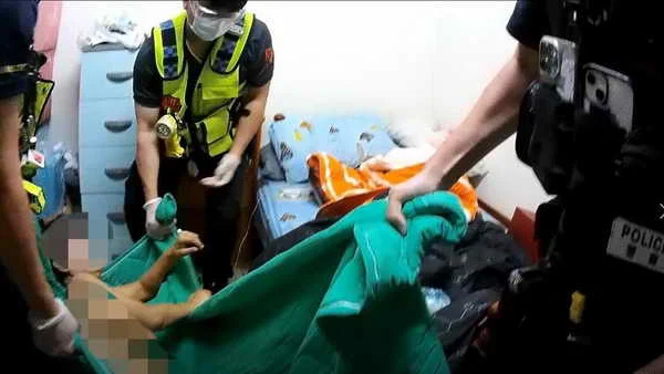 警民合力即刻救援 斗六警深夜尋獲跌倒婦人助送醫1