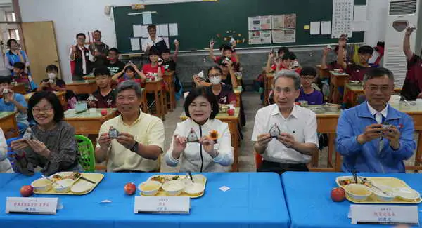 雲林打造健康午餐新標竿 每週一餐有機米照顧學童1