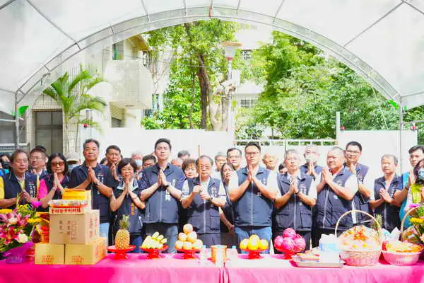 中市西屯區福安里兒童暨老人活動中心增設電梯 民政局長