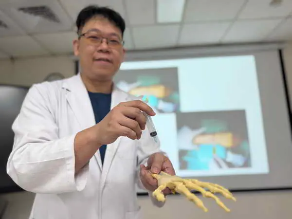 排球妹韌帶撕裂 注射PRP二天出院