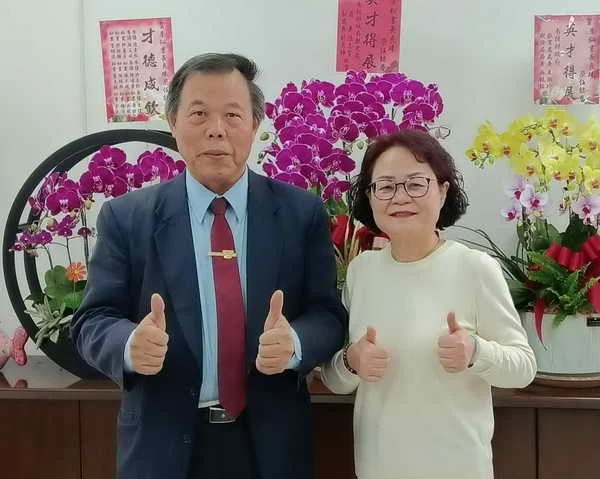 氦氣球集團婚禮 浪漫升空到高點 祝福所有的新人雙雙對對萬年富貴1