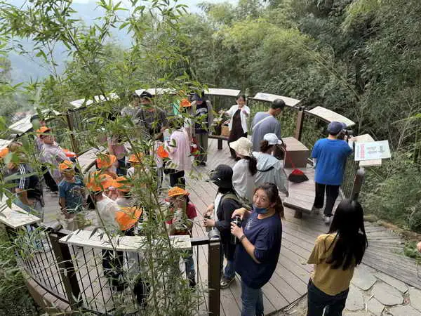 紫色山城再添低碳永續步道 瑞里村景觀步道改善獲金質榮耀1