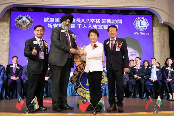 千人獅友齊聚台中宣誓投入公益 盧市長