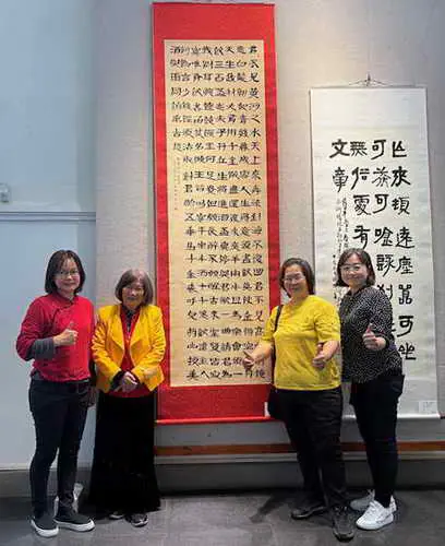 甲骨契文 綻異彩1
