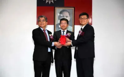 台電雲林區營業處新卸任處長交接 蔡緒良走馬上任