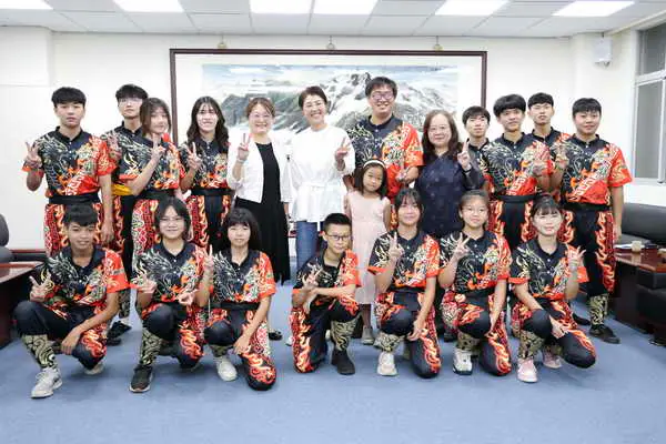 營北國中舞龍隊載譽歸國 許淑華縣長接見嘉勉1