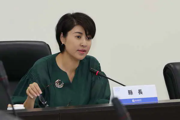 推動垃圾處理再生能源中心 許縣長