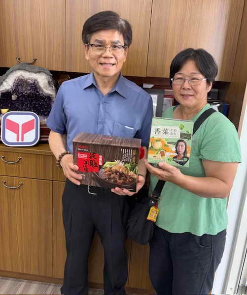 雅方食品將夜市小吃轉為熱銷爆品 豪擲10萬元首獎徵公仔1