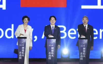 國慶焰火在南投 逾4萬發焰火照亮夜空