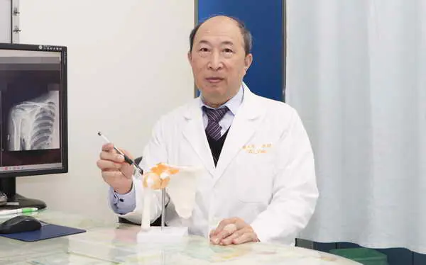 旋轉肌破裂誤為酸痛 關節鏡縫合改善1