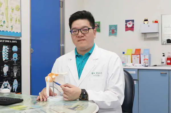 女運將全人工肩關節置換 順利復工1