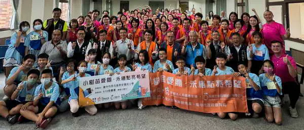 公私協力推教育 市議員楊大鋐攜手禾繕基金會助學西屯泰安國小添購圖書1