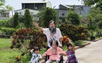 母親節祝福天下所有母親皆是幸福快樂。身體健康才是唯一