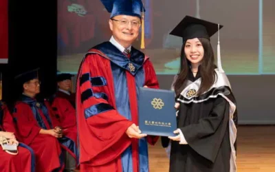 大聯大莊仕雄顧問及德儀賴寶仁副董事長蒞臨雲科大畢業典禮勗勉畢業生