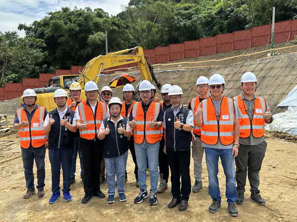 東豐快關鍵隧道標即將1