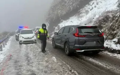 合歡山雪季來臨,仁愛分局提前完成勤務整備,全面啟動雪季交通疏導及安全維護措施
