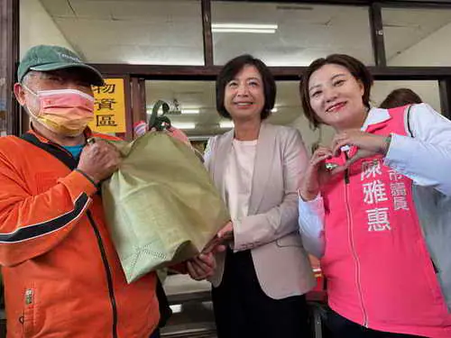 台中市水噹噹關懷協會攜手市議員陳雅惠服務處等多個單位1