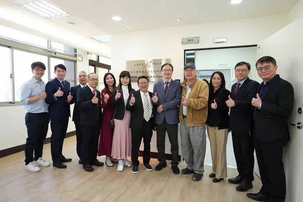 中興大學聯手農業龍頭正瀚生技共建全球首座農業永續導向1