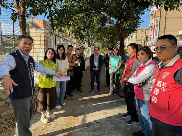 針對南區國光國小正義街人行空間老舊破損問題1