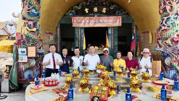 天下第一大龍柱草屯慈德宮十九龍柱護國天柱1