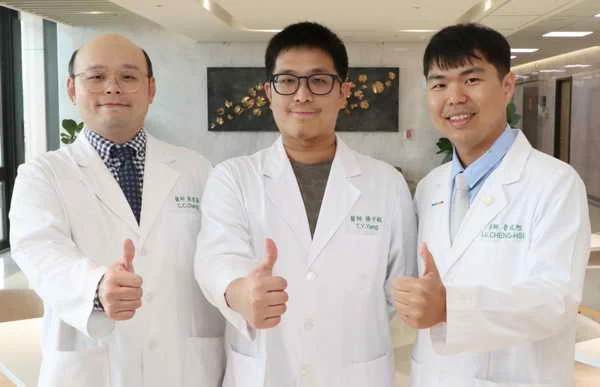 萬分之一罕見全內臟轉位合併肺癌1