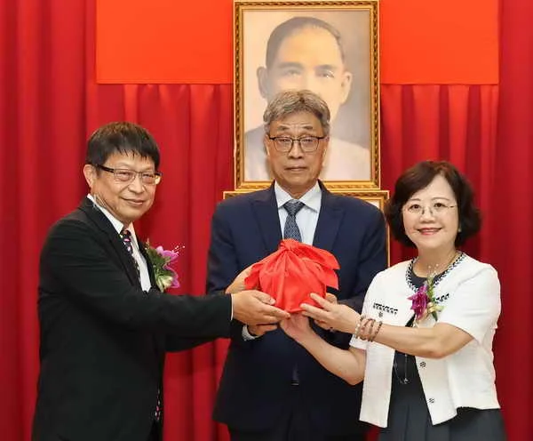 農試所130餘年來首位女性所長上任 李紅曦接掌國家農業科研重鎮 攜手打造智慧韌性農業新未來1