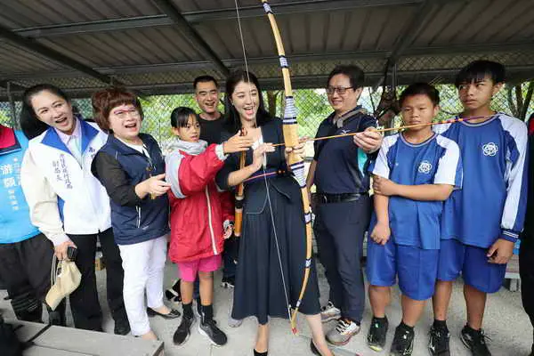 2024信義鄉傳統射箭賽許縣長力挺原民運動1